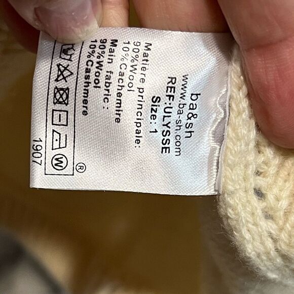 Ba&sh V Neck Women’s Sweater Sz 1 Cream Ribber Knit Wool Cashmere Button Accent - Picture 6 of 10